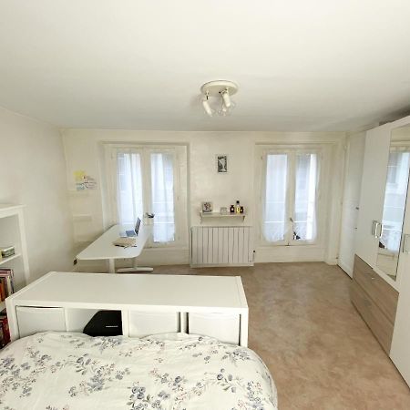 Cosy Apartment In The Heart Of Фонтенбло Екстериор снимка