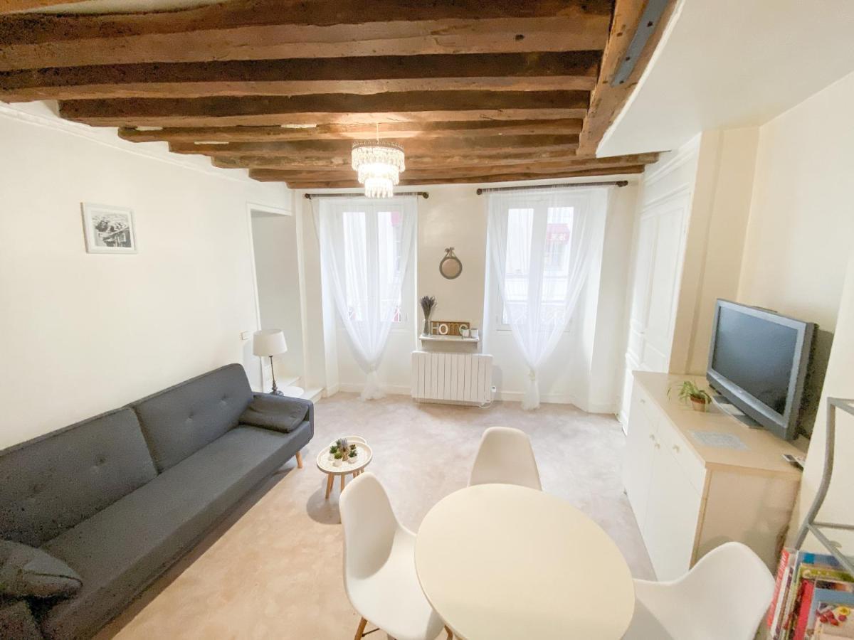 Cosy Apartment In The Heart Of Фонтенбло Екстериор снимка